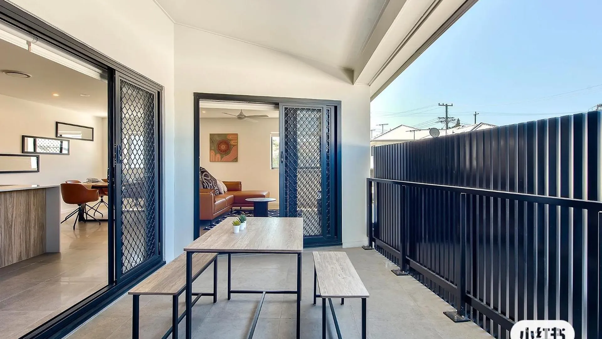 Newly Spacious Top Floor Good View Apartment Brisbane Australia