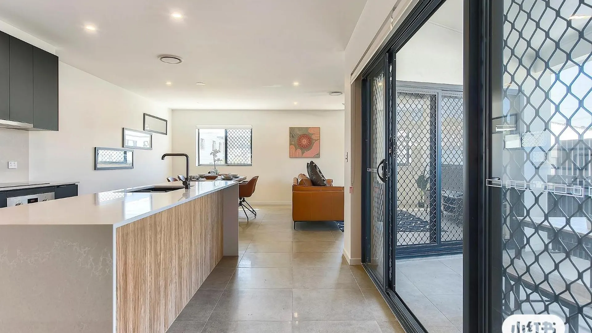 Newly Spacious Top Floor Good View Apartment Brisbane 0*,  Australia